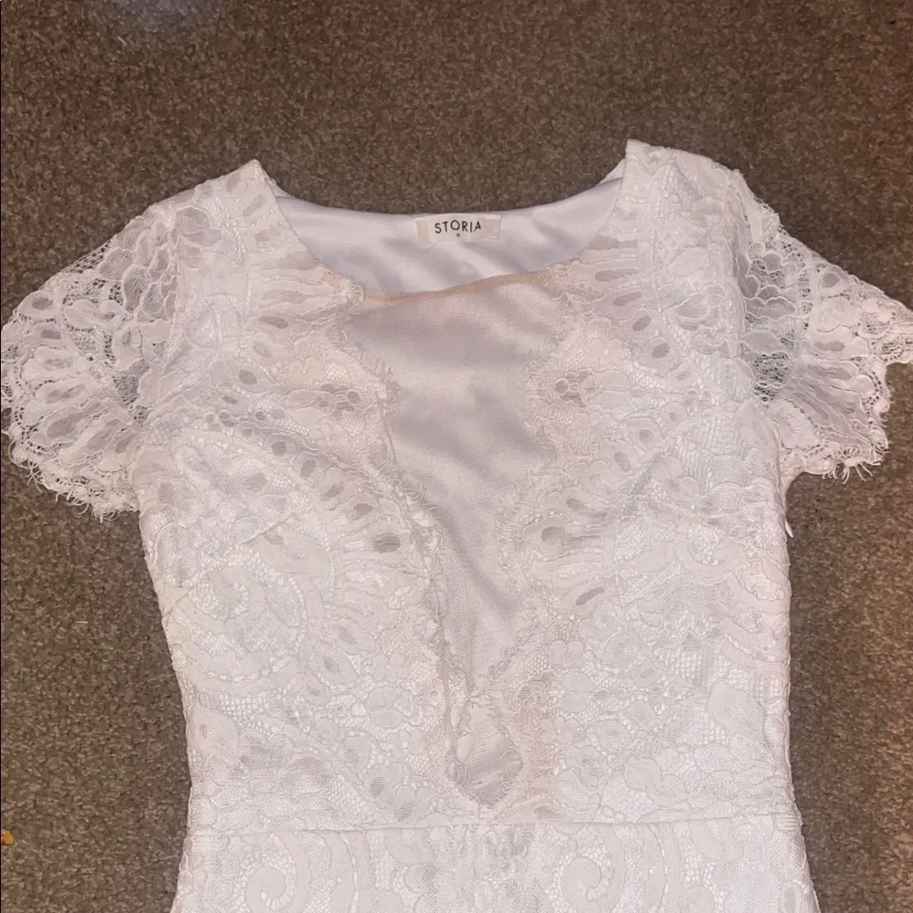 Storia White Lace Mini Dress - Picture 3 of 7